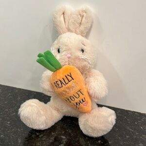 Ganz Bunny with Carrot. Get Your Hands on a Ganz. Size 10”